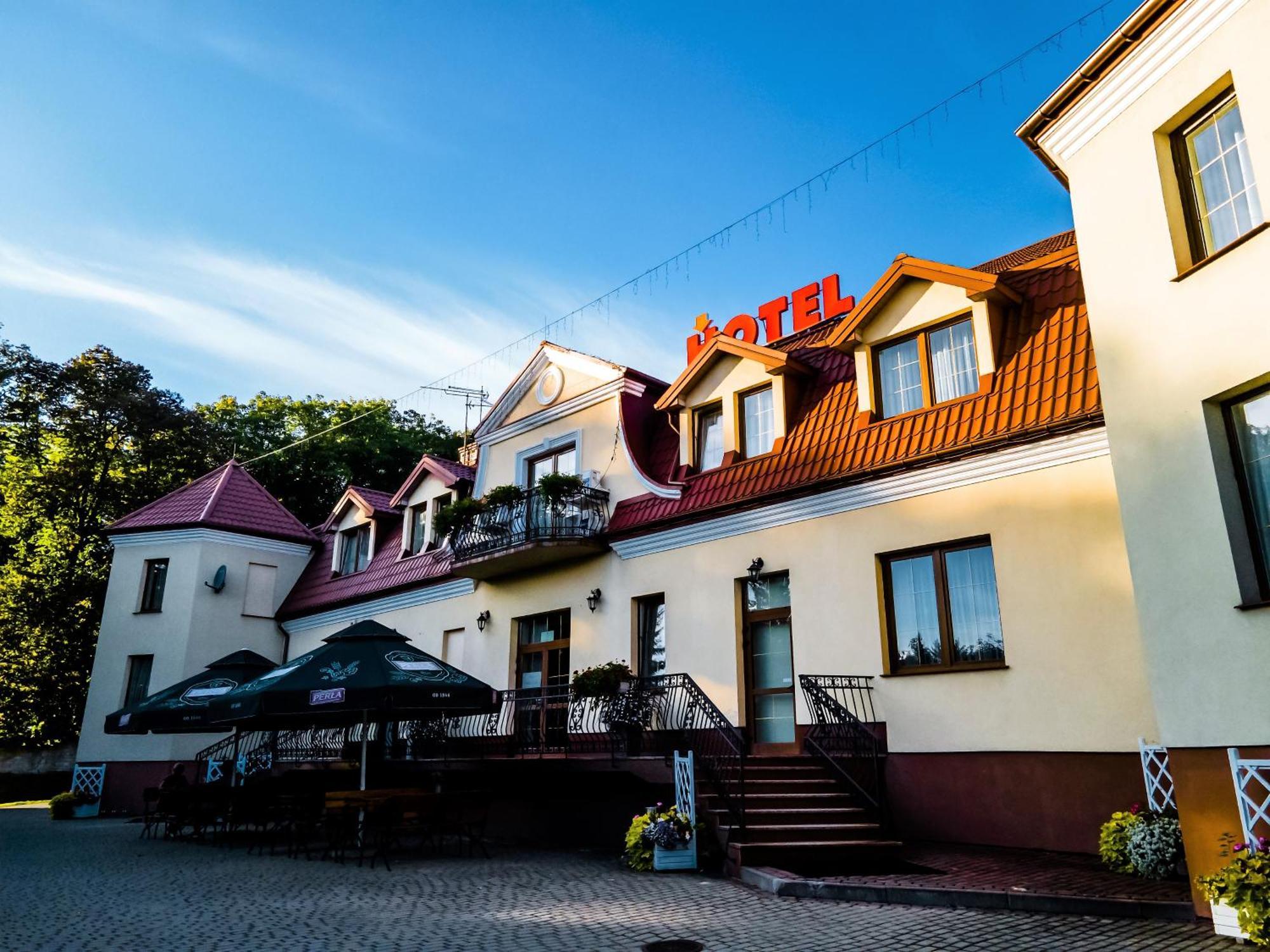 Hotel Palacowa Narol Exterior foto